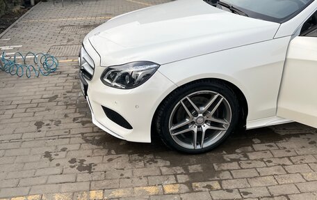 Mercedes-Benz E-Класс, 2015 год, 2 450 000 рублей, 11 фотография