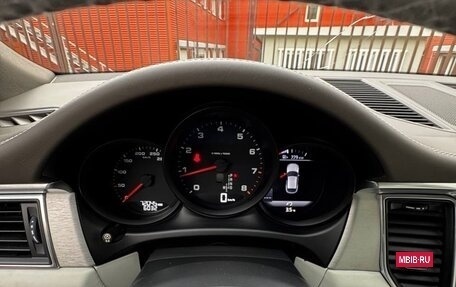 Porsche Macan I рестайлинг, 2017 год, 3 990 000 рублей, 7 фотография