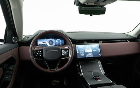 Land Rover Range Rover Evoque II, 2024 год, 5 376 444 рублей, 6 фотография