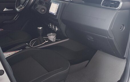 Renault Duster, 2021 год, 2 200 000 рублей, 10 фотография