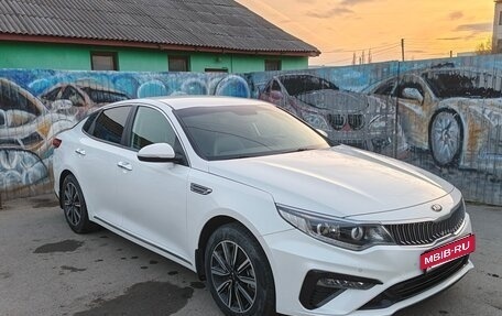 KIA Optima IV, 2018 год, 2 220 000 рублей, 3 фотография
