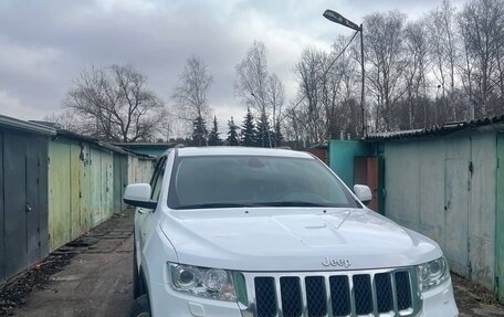 Jeep Grand Cherokee, 2012 год, 2 070 000 рублей, 2 фотография