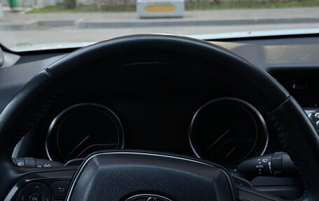 Toyota Camry, 2021 год, 3 850 000 рублей, 5 фотография