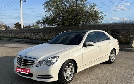 Mercedes-Benz E-Класс, 2011 год, 1 499 900 рублей, 3 фотография