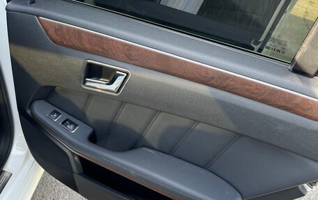 Mercedes-Benz E-Класс, 2011 год, 1 499 900 рублей, 15 фотография