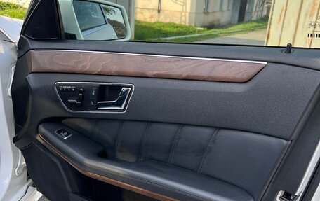 Mercedes-Benz E-Класс, 2011 год, 1 499 900 рублей, 21 фотография