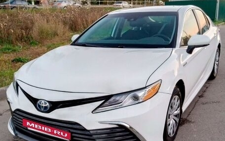 Toyota Camry, 2020 год, 2 750 000 рублей, 3 фотография