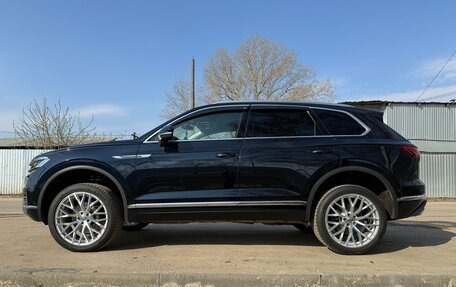 Volkswagen Touareg III, 2019 год, 4 200 000 рублей, 9 фотография