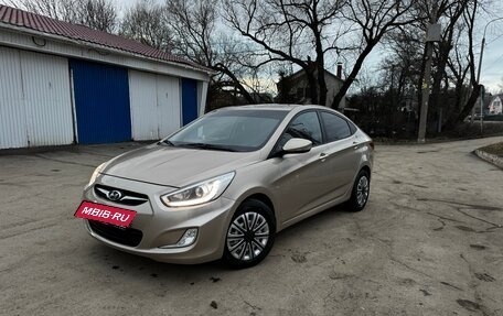 Hyundai Solaris II рестайлинг, 2013 год, 795 000 рублей, 5 фотография