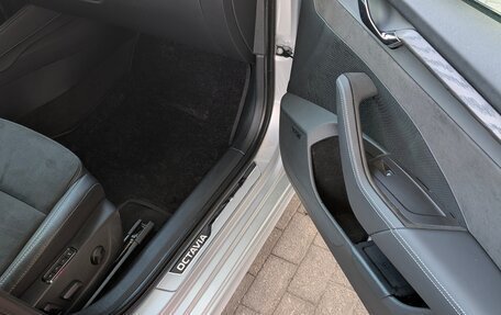 Skoda Octavia IV, 2020 год, 2 200 000 рублей, 13 фотография