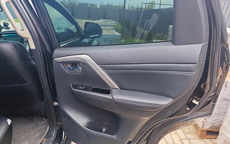 Mitsubishi Montero Sport, 2023 год, 4 400 000 рублей, 11 фотография