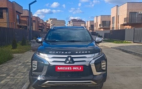 Mitsubishi Montero Sport, 2023 год, 4 400 000 рублей, 2 фотография