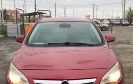 Opel Astra J, 2011 год, 530 000 рублей, 1 фотография