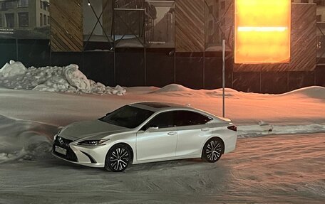 Lexus ES VII, 2021 год, 4 900 000 рублей, 1 фотография