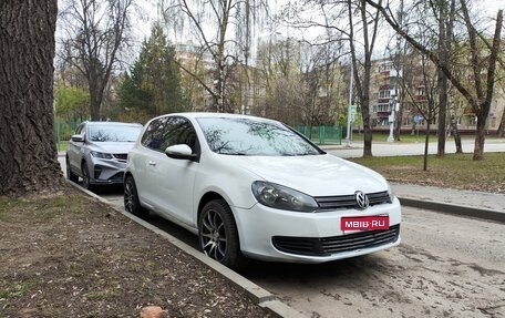 Volkswagen Golf VI, 2011 год, 630 000 рублей, 1 фотография