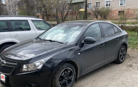 Chevrolet Cruze II, 2011 год, 650 000 рублей, 1 фотография