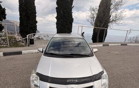 Toyota Auris II, 2007 год, 650 000 рублей, 1 фотография