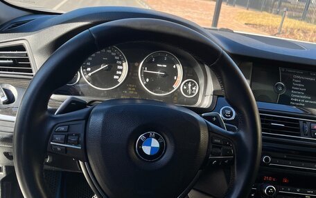 BMW 5 серия, 2010 год, 1 890 000 рублей, 13 фотография