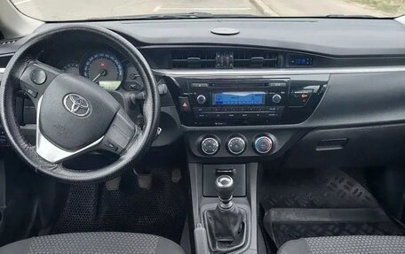 Toyota Corolla, 2013 год, 1 250 000 рублей, 8 фотография