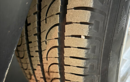 Cadillac SRX II рестайлинг, 2011 год, 1 300 000 рублей, 10 фотография