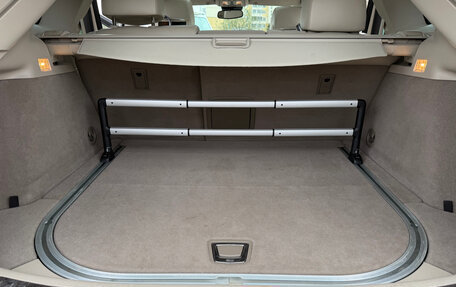 Cadillac SRX II рестайлинг, 2011 год, 1 300 000 рублей, 27 фотография