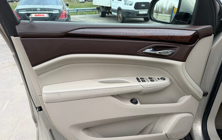 Cadillac SRX II рестайлинг, 2011 год, 1 300 000 рублей, 22 фотография