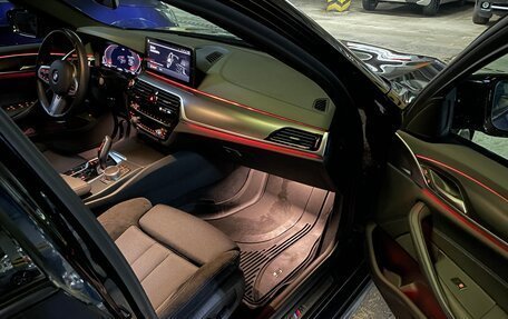 BMW 5 серия, 2021 год, 6 000 000 рублей, 13 фотография