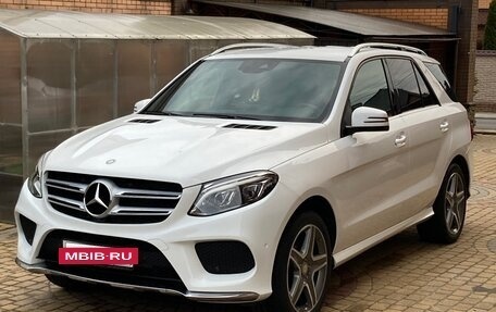 Mercedes-Benz GLE, 2016 год, 3 950 000 рублей, 3 фотография