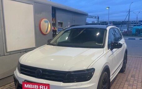 Volkswagen Tiguan II, 2018 год, 3 650 000 рублей, 9 фотография