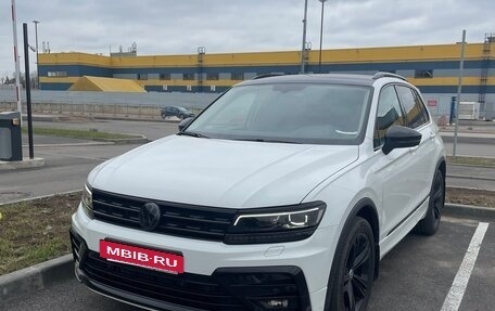Volkswagen Tiguan II, 2018 год, 3 650 000 рублей, 8 фотография