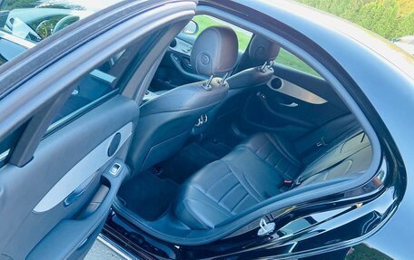 Mercedes-Benz C-Класс, 2020 год, 3 000 000 рублей, 18 фотография