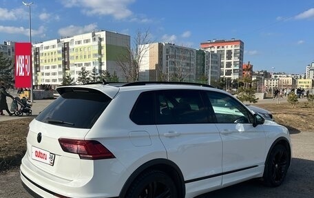 Volkswagen Tiguan II, 2018 год, 3 650 000 рублей, 4 фотография