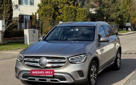 Mercedes-Benz GLC, 2019 год, 3 950 000 рублей, 2 фотография