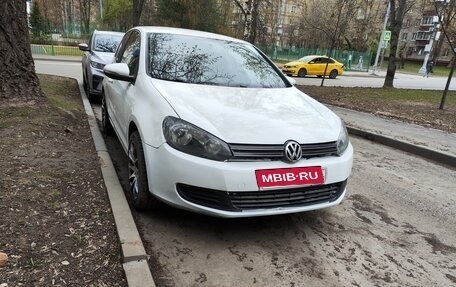 Volkswagen Golf VI, 2011 год, 630 000 рублей, 2 фотография