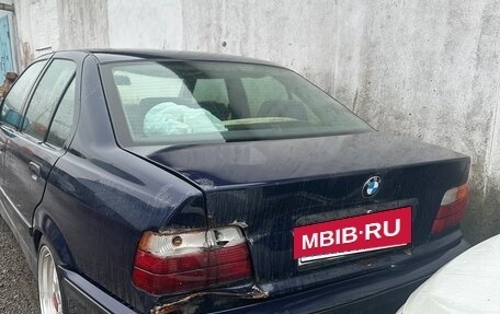 BMW 3 серия, 1994 год, 700 000 рублей, 2 фотография