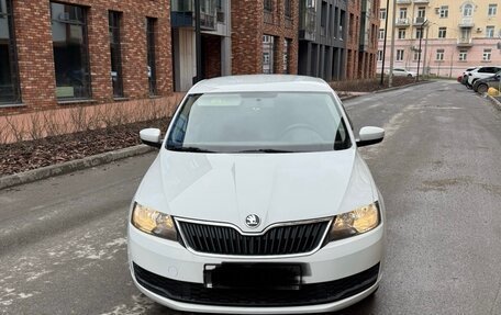 Skoda Rapid I, 2019 год, 1 450 000 рублей, 2 фотография