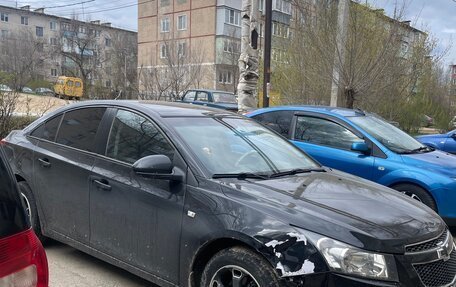 Chevrolet Cruze II, 2011 год, 650 000 рублей, 3 фотография
