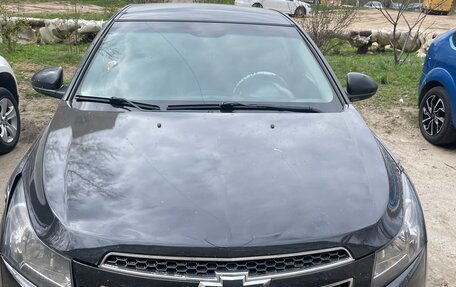 Chevrolet Cruze II, 2011 год, 650 000 рублей, 2 фотография