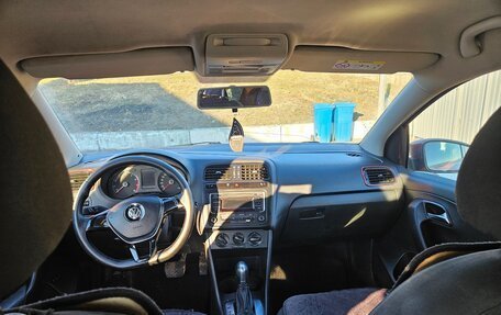 Volkswagen Polo VI (EU Market), 2017 год, 625 000 рублей, 10 фотография