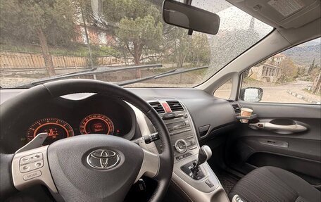 Toyota Auris II, 2007 год, 650 000 рублей, 6 фотография