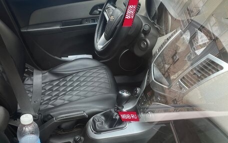 Chevrolet Cruze II, 2011 год, 650 000 рублей, 5 фотография