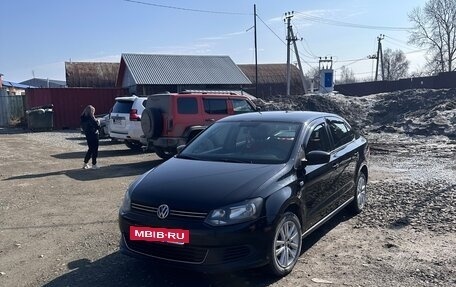 Volkswagen Polo VI (EU Market), 2013 год, 650 000 рублей, 2 фотография