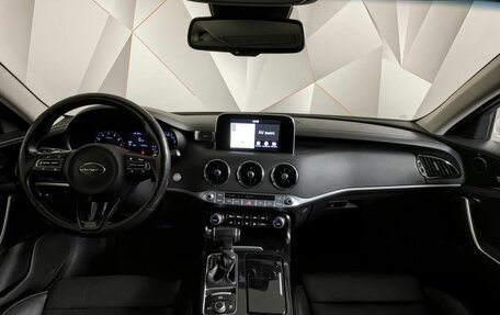 KIA Stinger I, 2018 год, 2 310 000 рублей, 14 фотография