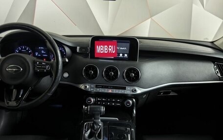 KIA Stinger I, 2018 год, 2 310 000 рублей, 15 фотография