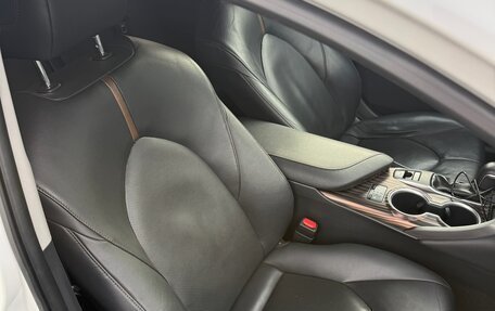 Toyota Camry, 2019 год, 2 200 000 рублей, 9 фотография