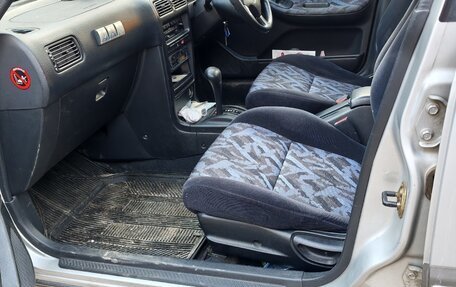 Nissan Wingroad I, 1997 год, 269 000 рублей, 6 фотография