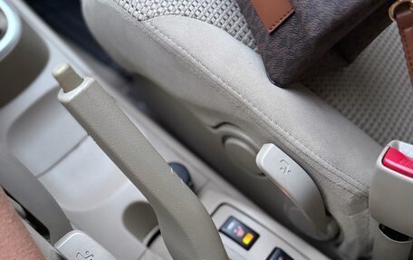 Nissan Tiida, 2011 год, 700 000 рублей, 5 фотография