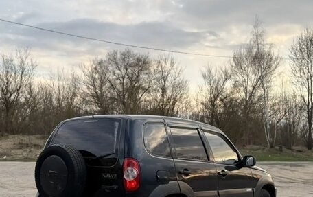 Chevrolet Niva I рестайлинг, 2010 год, 450 000 рублей, 5 фотография