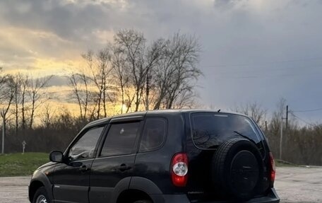 Chevrolet Niva I рестайлинг, 2010 год, 450 000 рублей, 7 фотография