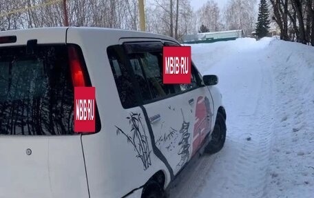 Nissan Cube II, 2000 год, 150 000 рублей, 7 фотография